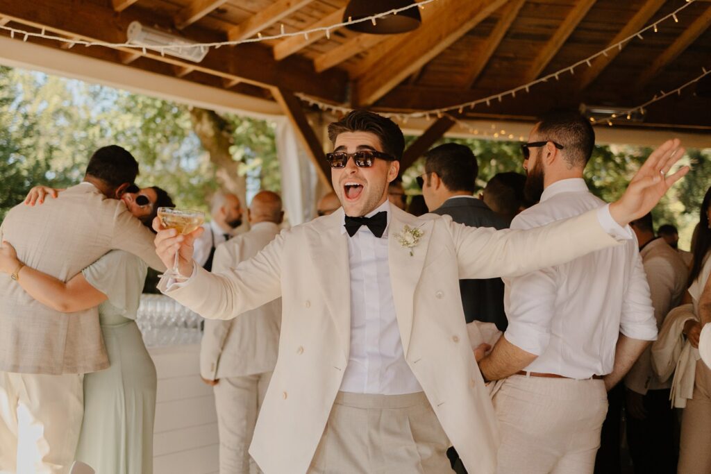 Wedding reception at Le Domaine de la Fauconnie near Bordeaux by French luxury wedding photographer Jade Sequeval