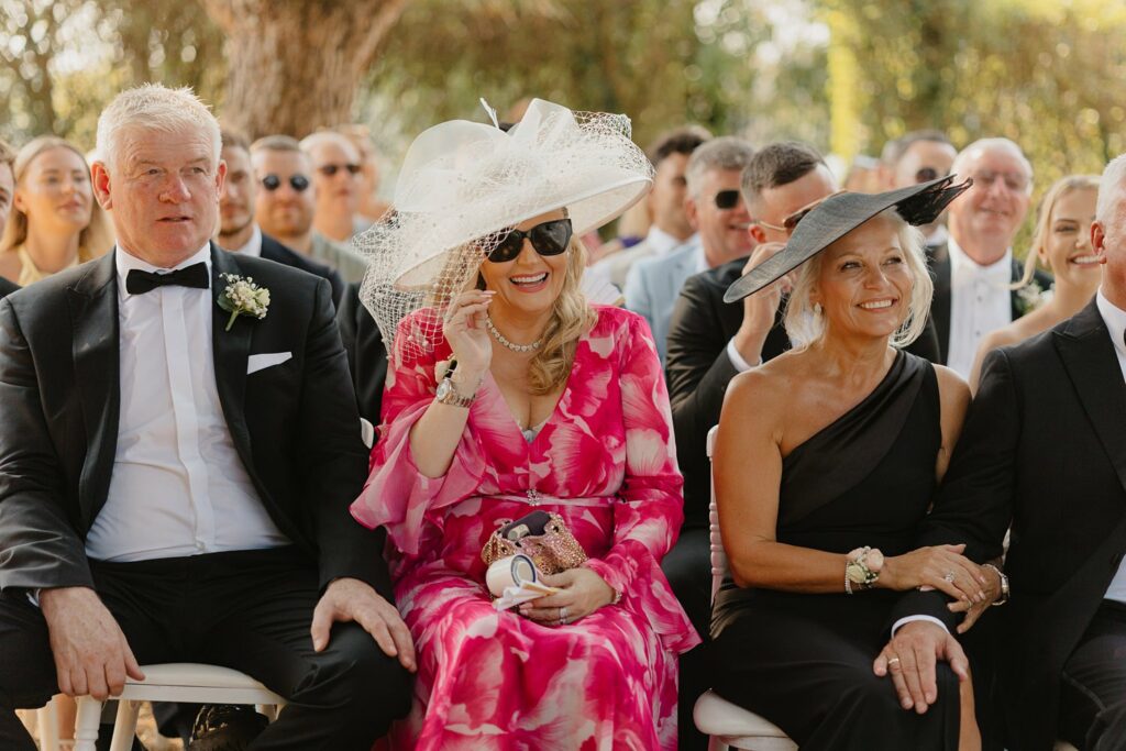 Guests laughing and crying at Domaine d'Essendieras by Jade Sequeval French Photographer