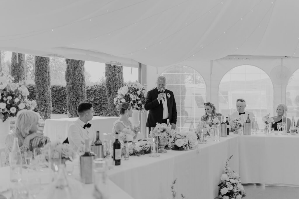 Dad speeches at Domaine d'Essendieras by Jade Sequeval French Photographer